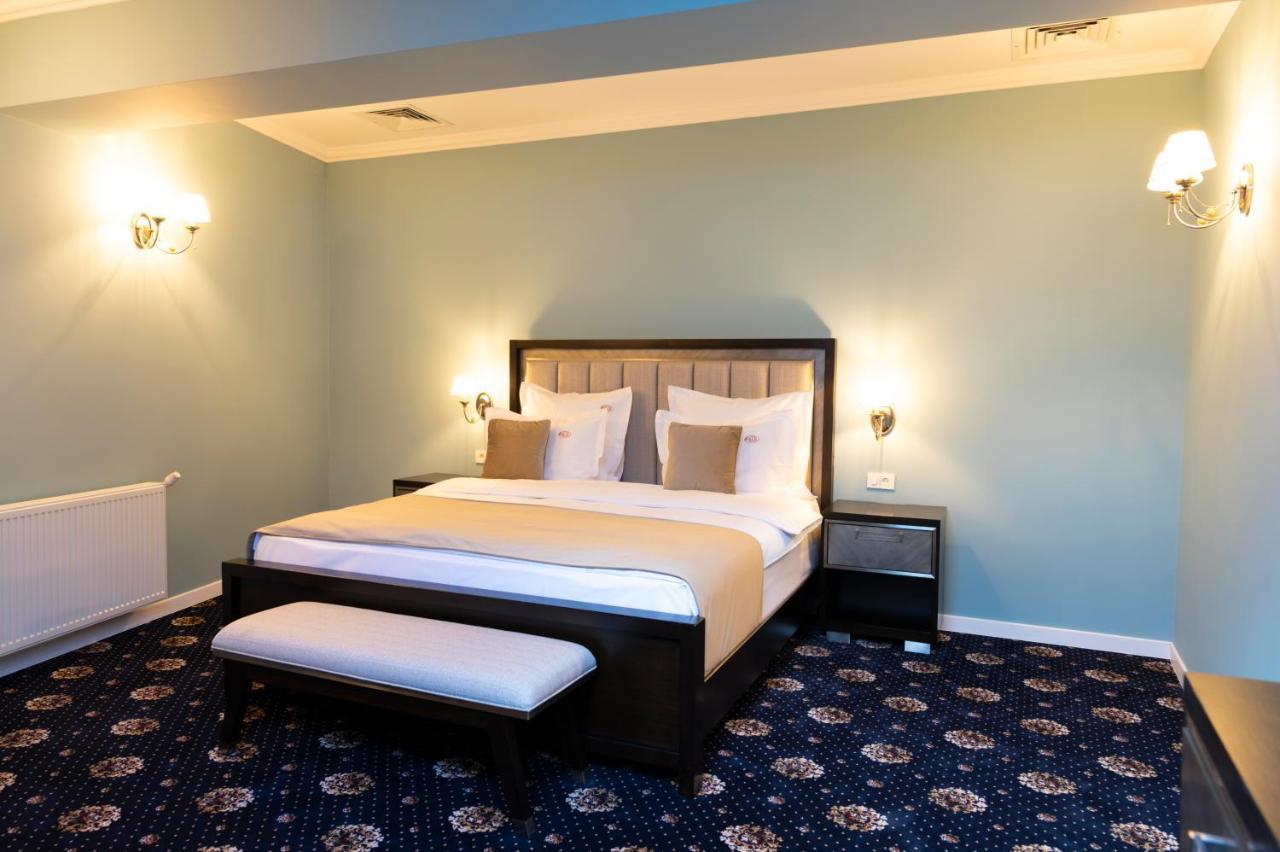 Sir Luxury Boutique Hotel Brăila Eksteriør billede