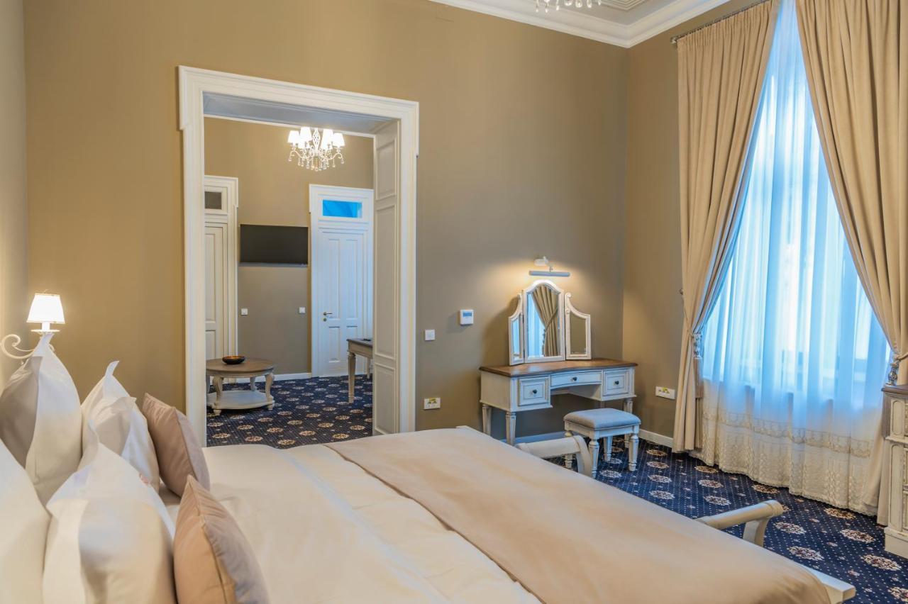 Sir Luxury Boutique Hotel Brăila Eksteriør billede