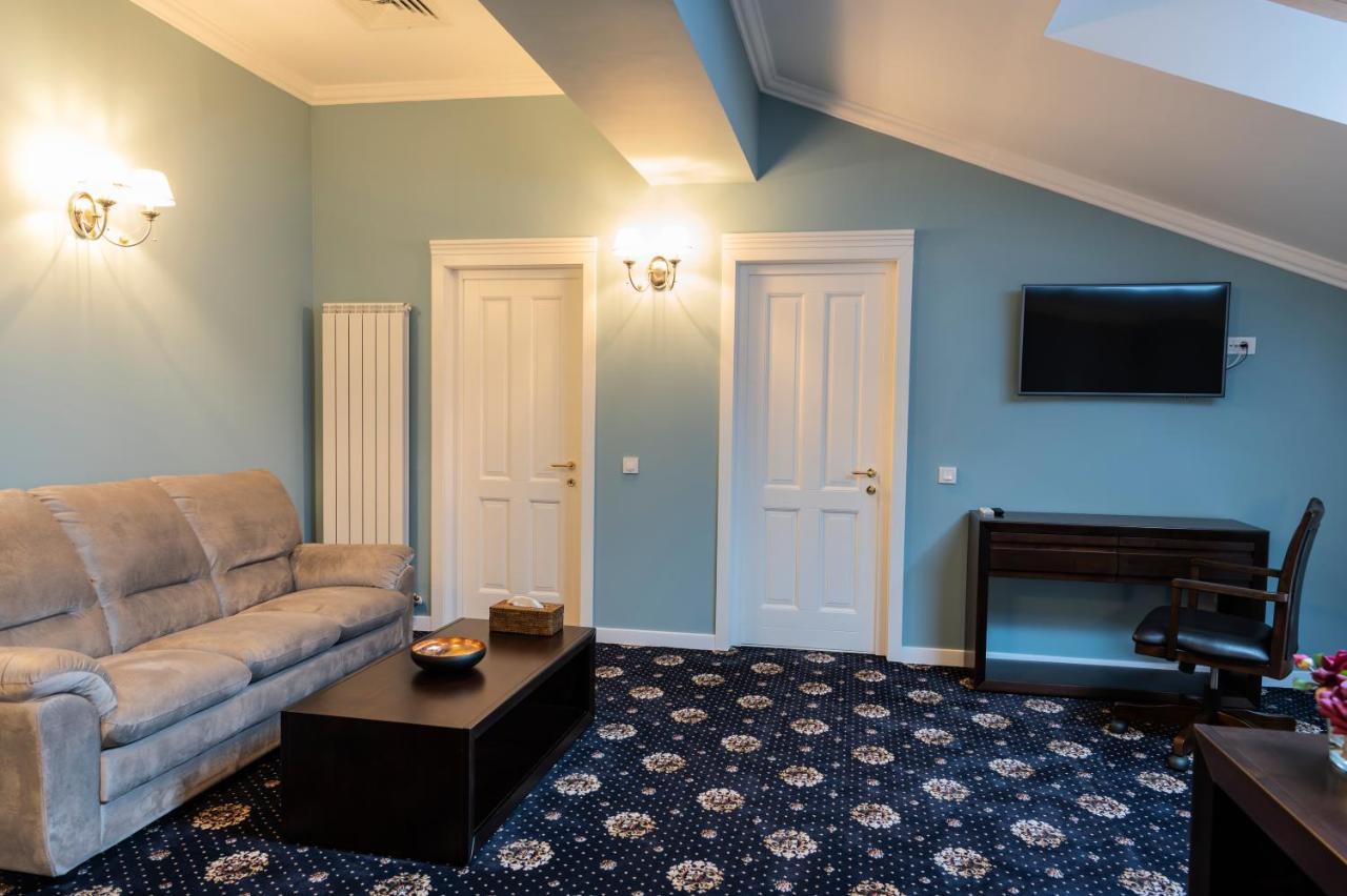 Sir Luxury Boutique Hotel Brăila Eksteriør billede