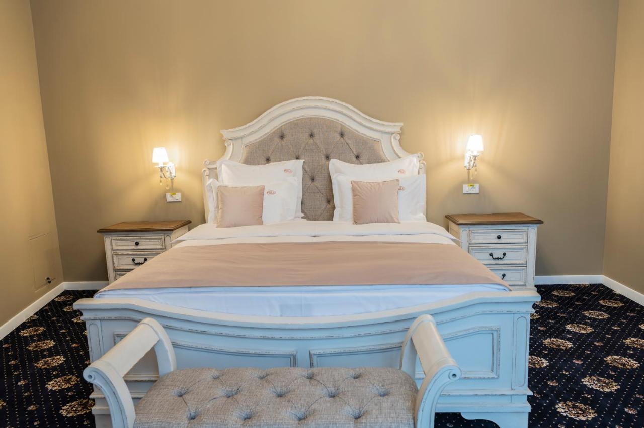 Sir Luxury Boutique Hotel Brăila Eksteriør billede