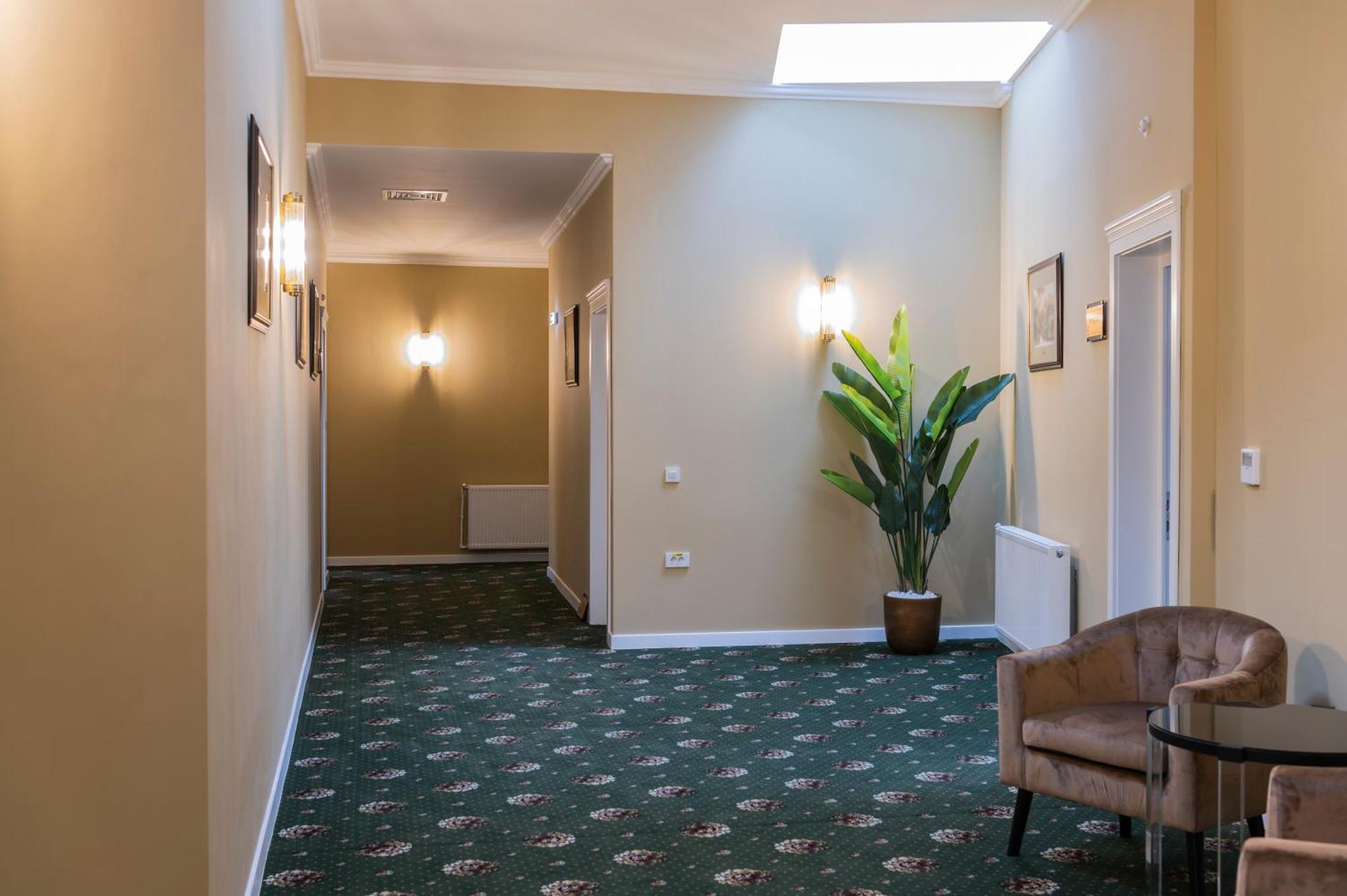 Sir Luxury Boutique Hotel Brăila Eksteriør billede