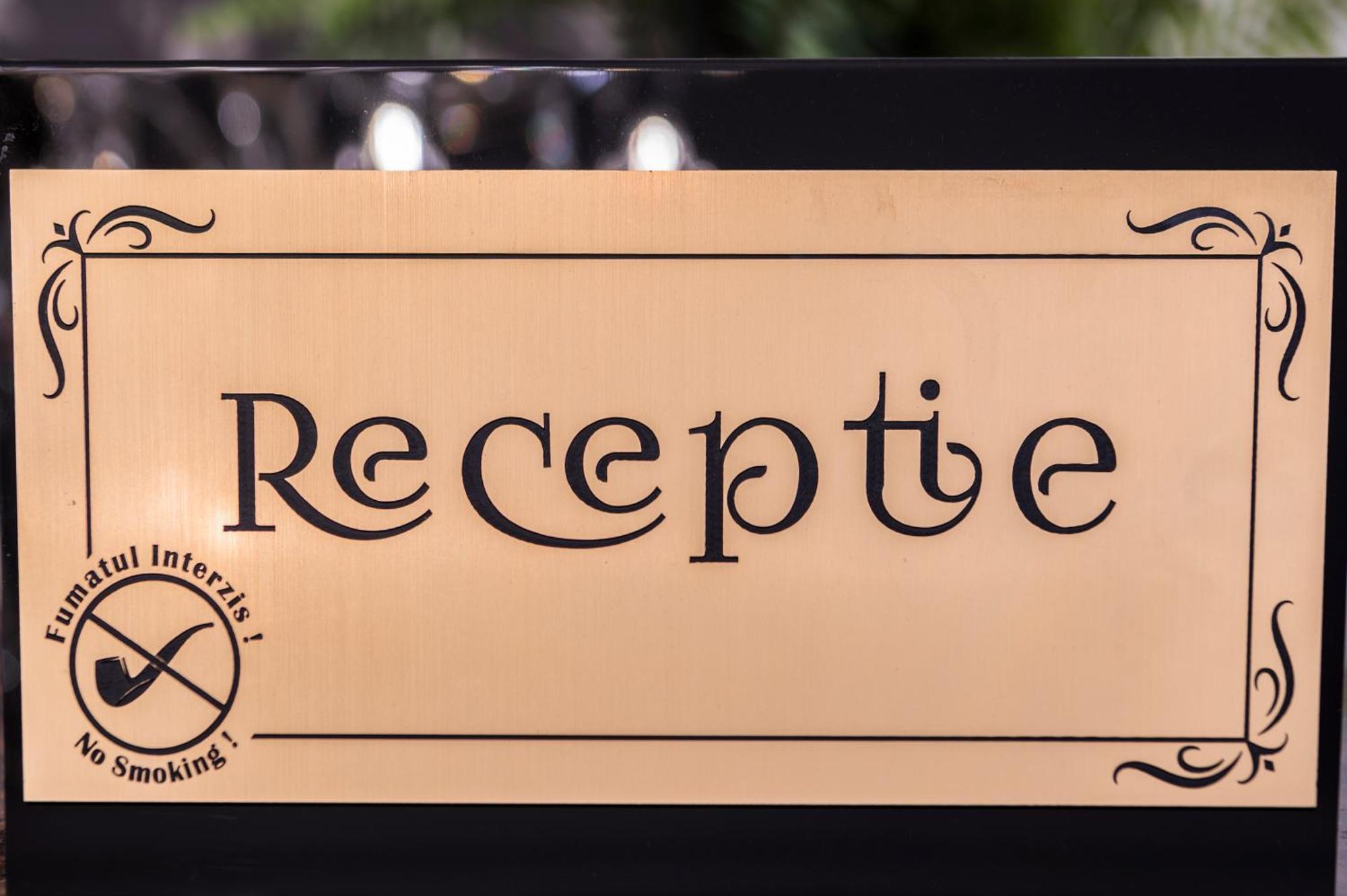 Sir Luxury Boutique Hotel Brăila Eksteriør billede