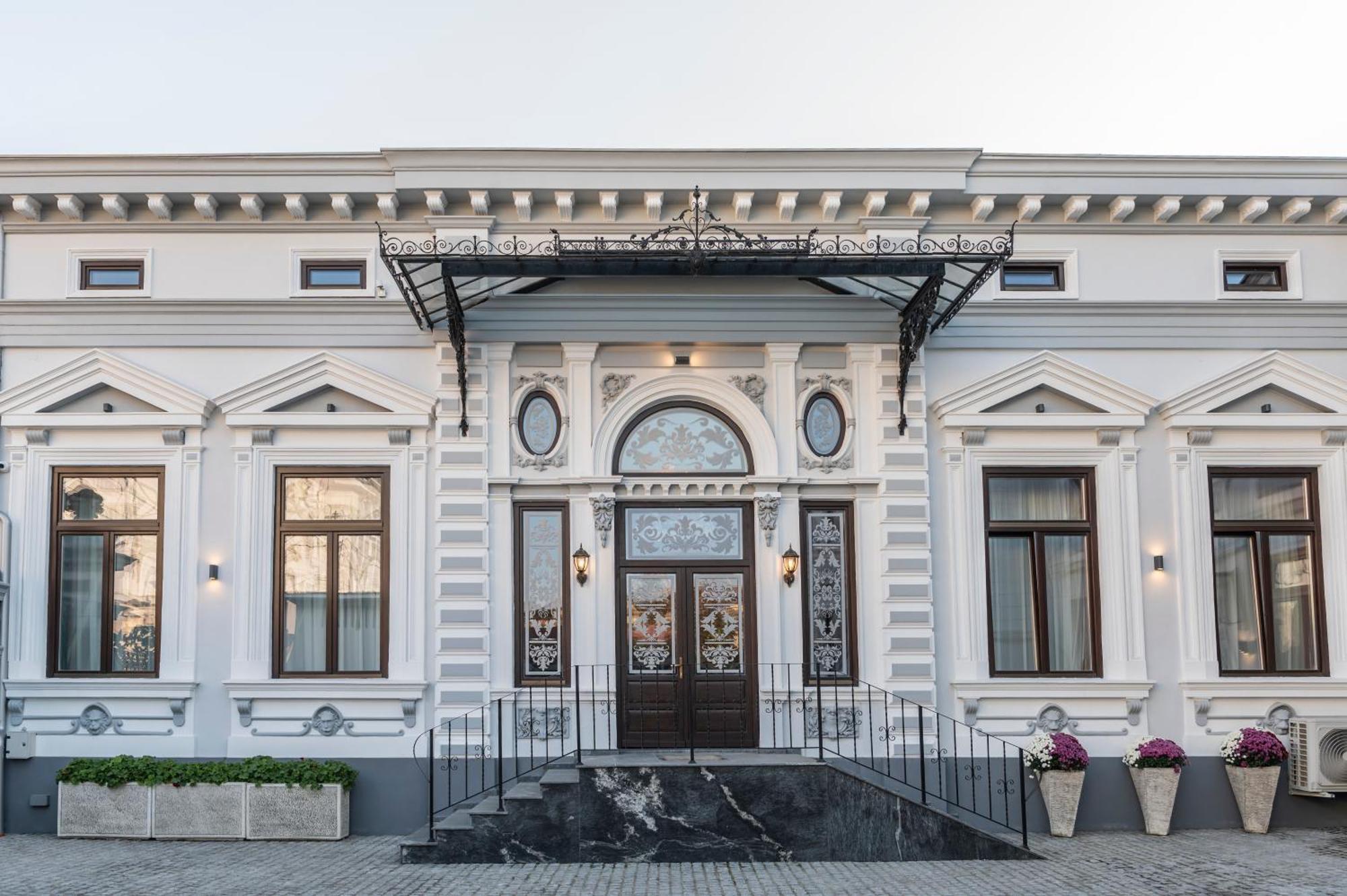 Sir Luxury Boutique Hotel Brăila Eksteriør billede